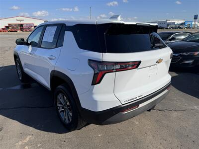 2025 Chevrolet Equinox LT   - Photo 2 - Schoolcraft, MI 49087