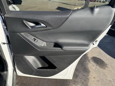 2025 Chevrolet Equinox LT   - Photo 24 - Schoolcraft, MI 49087