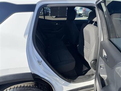 2025 Chevrolet Equinox LT   - Photo 25 - Schoolcraft, MI 49087