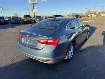 2025 Chevrolet Malibu LT   - Photo 3 - Schoolcraft, MI 49087