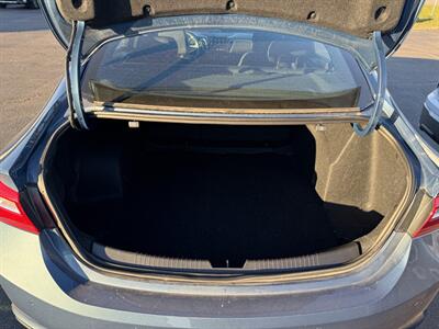 2025 Chevrolet Malibu LT   - Photo 11 - Schoolcraft, MI 49087