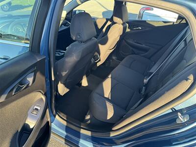 2025 Chevrolet Malibu LT   - Photo 10 - Schoolcraft, MI 49087