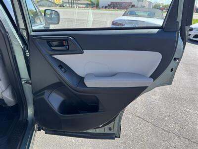 2016 Subaru Forester 2.5i - Photo 22 - Schoolcraft, MI 49087