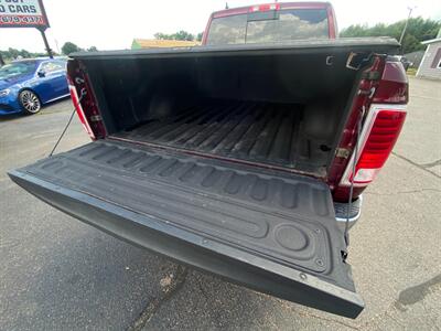 2017 RAM 1500 Laramie   - Photo 21 - Schoolcraft, MI 49087