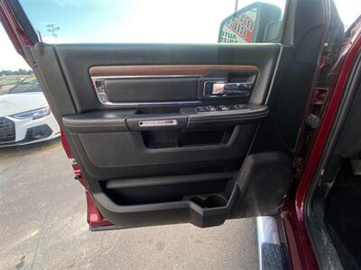 2017 RAM 1500 Laramie   - Photo 29 - Schoolcraft, MI 49087