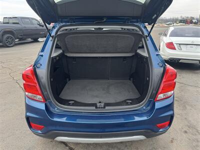 2019 Chevrolet Trax LT   - Photo 20 - Schoolcraft, MI 49087