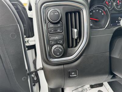 2021 Chevrolet Silverado 1500 LT   - Photo 8 - Schoolcraft, MI 49087