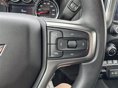 2021 Chevrolet Silverado 1500 LT   - Photo 10 - Schoolcraft, MI 49087