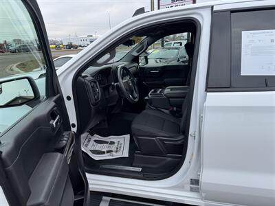 2021 Chevrolet Silverado 1500 LT   - Photo 7 - Schoolcraft, MI 49087