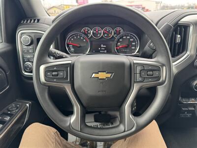 2021 Chevrolet Silverado 1500 LT   - Photo 11 - Schoolcraft, MI 49087