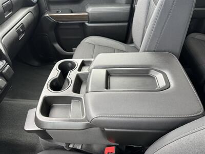 2021 Chevrolet Silverado 1500 LT   - Photo 16 - Schoolcraft, MI 49087