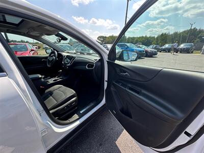 2018 Chevrolet Equinox Premier   - Photo 8 - Schoolcraft, MI 49087