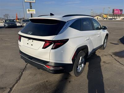 2024 Hyundai TUCSON SEL   - Photo 3 - Schoolcraft, MI 49087