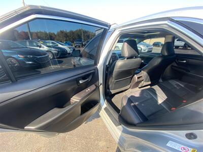 2015 Toyota Camry SE   - Photo 12 - Schoolcraft, MI 49087