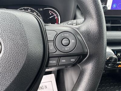 2024 Toyota RAV4 XLE   - Photo 10 - Schoolcraft, MI 49087