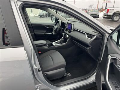 2024 Toyota RAV4 XLE   - Photo 24 - Schoolcraft, MI 49087
