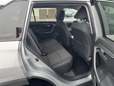 2024 Toyota RAV4 XLE   - Photo 22 - Schoolcraft, MI 49087
