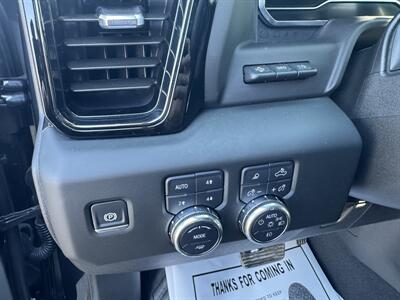 2025 GMC Sierra 2500HD AT4   - Photo 11 - Schoolcraft, MI 49087
