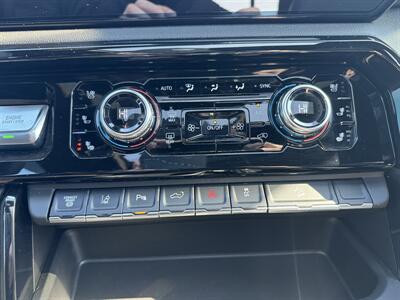 2025 GMC Sierra 2500HD AT4   - Photo 19 - Schoolcraft, MI 49087