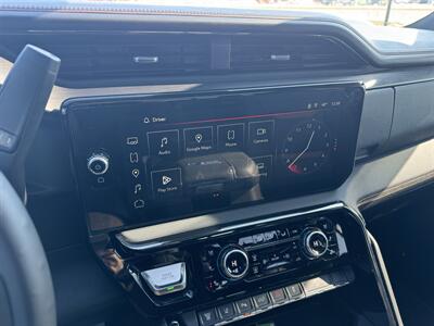 2025 GMC Sierra 2500HD AT4   - Photo 18 - Schoolcraft, MI 49087