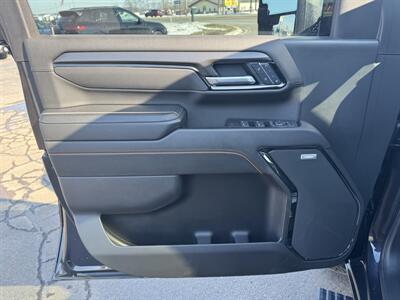 2025 GMC Sierra 2500HD AT4   - Photo 7 - Schoolcraft, MI 49087