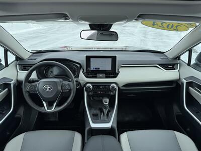 2024 Toyota RAV4 XLE Premium   - Photo 18 - Schoolcraft, MI 49087
