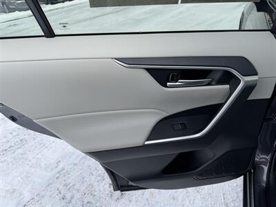 2024 Toyota RAV4 XLE Premium   - Photo 20 - Schoolcraft, MI 49087