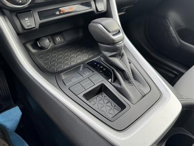 2024 Toyota RAV4 XLE Premium   - Photo 16 - Schoolcraft, MI 49087