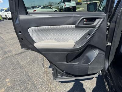 2018 Subaru Forester 2.5i Premium   - Photo 18 - Schoolcraft, MI 49087