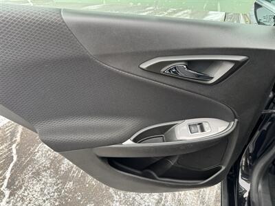2023 Chevrolet Malibu LT   - Photo 19 - Schoolcraft, MI 49087