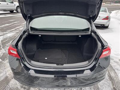 2023 Chevrolet Malibu LT   - Photo 21 - Schoolcraft, MI 49087