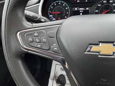 2023 Chevrolet Malibu LT   - Photo 9 - Schoolcraft, MI 49087