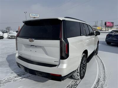 2024 Cadillac Escalade Sport   - Photo 3 - Schoolcraft, MI 49087