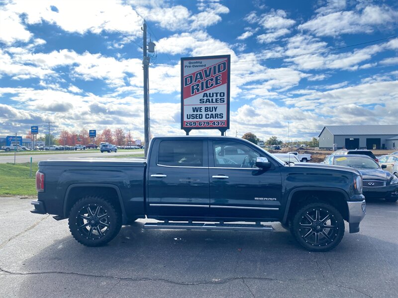 2018 GMC Sierra 1500 SLT   - Photo 1 - Schoolcraft, MI 49087