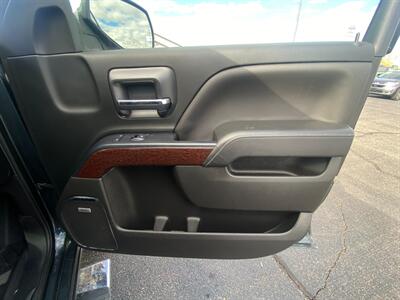 2018 GMC Sierra 1500 SLT   - Photo 11 - Schoolcraft, MI 49087