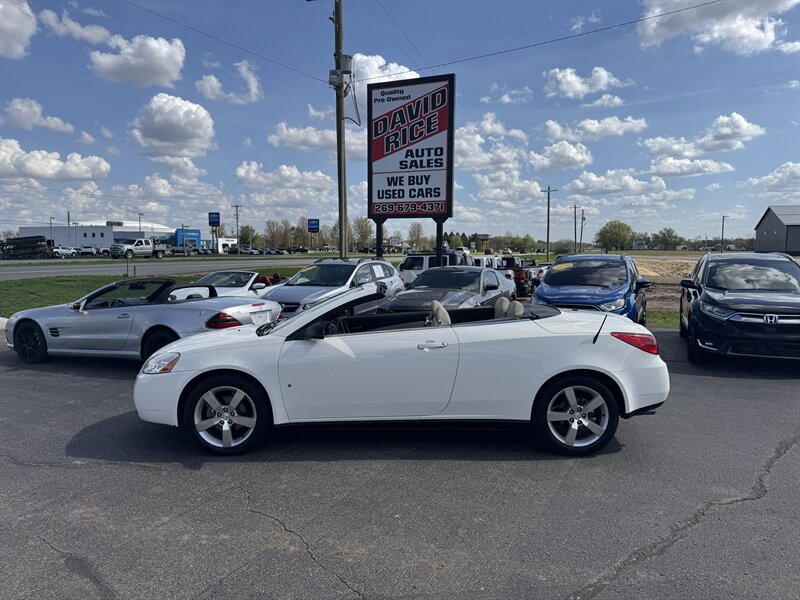 2007 Pontiac G6 GT   - Photo 1 - Schoolcraft, MI 49087