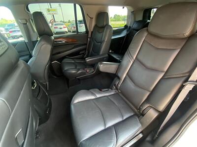 2017 Cadillac Escalade Luxury   - Photo 28 - Schoolcraft, MI 49087