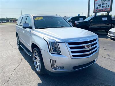 2017 Cadillac Escalade Luxury   - Photo 1 - Schoolcraft, MI 49087