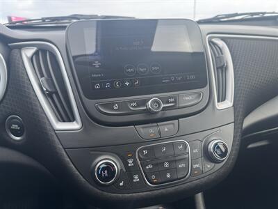 2023 Chevrolet Malibu LT   - Photo 14 - Schoolcraft, MI 49087