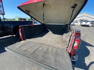 2017 GMC Sierra 1500 SLT   - Photo 20 - Schoolcraft, MI 49087