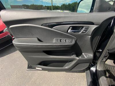 2020 Honda Passport Elite   - Photo 24 - Schoolcraft, MI 49087