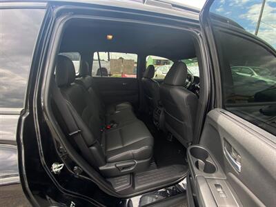 2020 Honda Passport Elite   - Photo 14 - Schoolcraft, MI 49087
