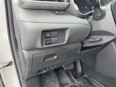 2021 Toyota Highlander XLE   - Photo 7 - Schoolcraft, MI 49087