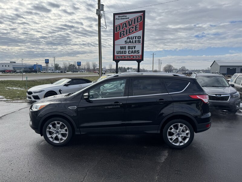 2016 Ford Escape Titanium   - Photo 1 - Schoolcraft, MI 49087