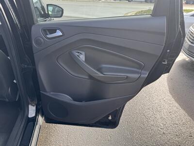 2016 Ford Escape Titanium   - Photo 22 - Schoolcraft, MI 49087