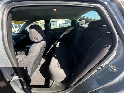 2023 Chevrolet Malibu LT   - Photo 22 - Schoolcraft, MI 49087