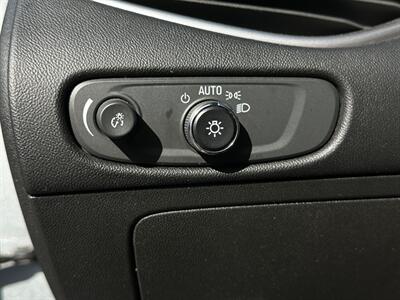 2023 Chevrolet Malibu LT   - Photo 35 - Schoolcraft, MI 49087