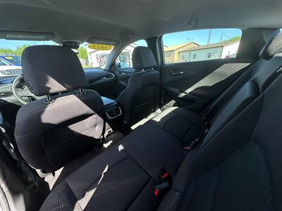 2023 Chevrolet Malibu LT   - Photo 23 - Schoolcraft, MI 49087
