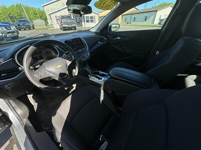 2023 Chevrolet Malibu LT   - Photo 29 - Schoolcraft, MI 49087