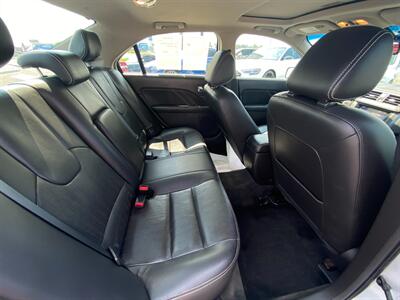 2011 Ford Fusion Sport   - Photo 12 - Schoolcraft, MI 49087